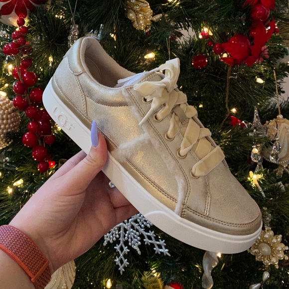 NWT Ugg Kids Alanna Sneaker - Picture 3 of 14